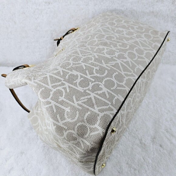 Calvin Klein Large Tan Monogram Shoulder Bag Shopper Tote with Tan Trim - Picture 10 of 16